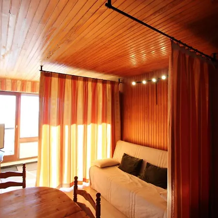 Studio Chamrousse, 1 Pièce, 4 Personnes - Fr-1-549-99